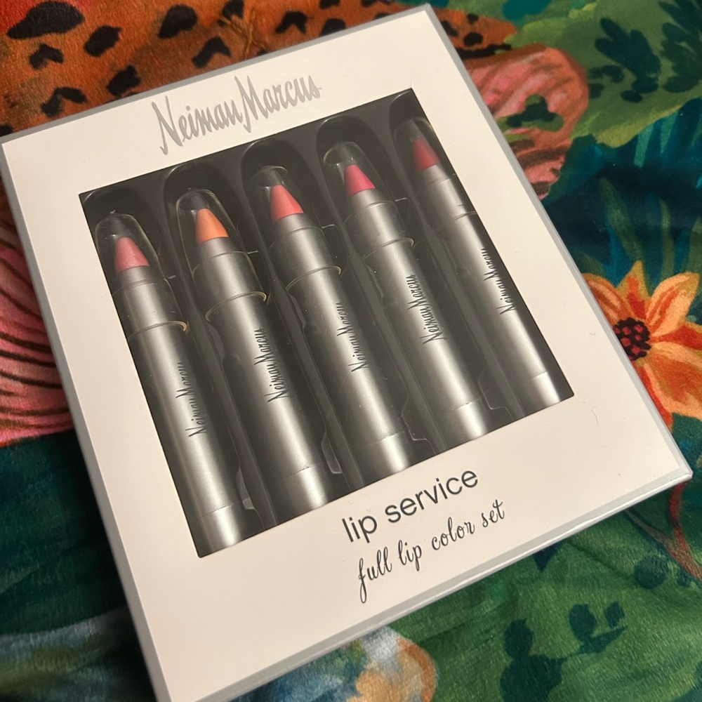 NWT Neiman Marcus Lip Service Full Lip Color Set
